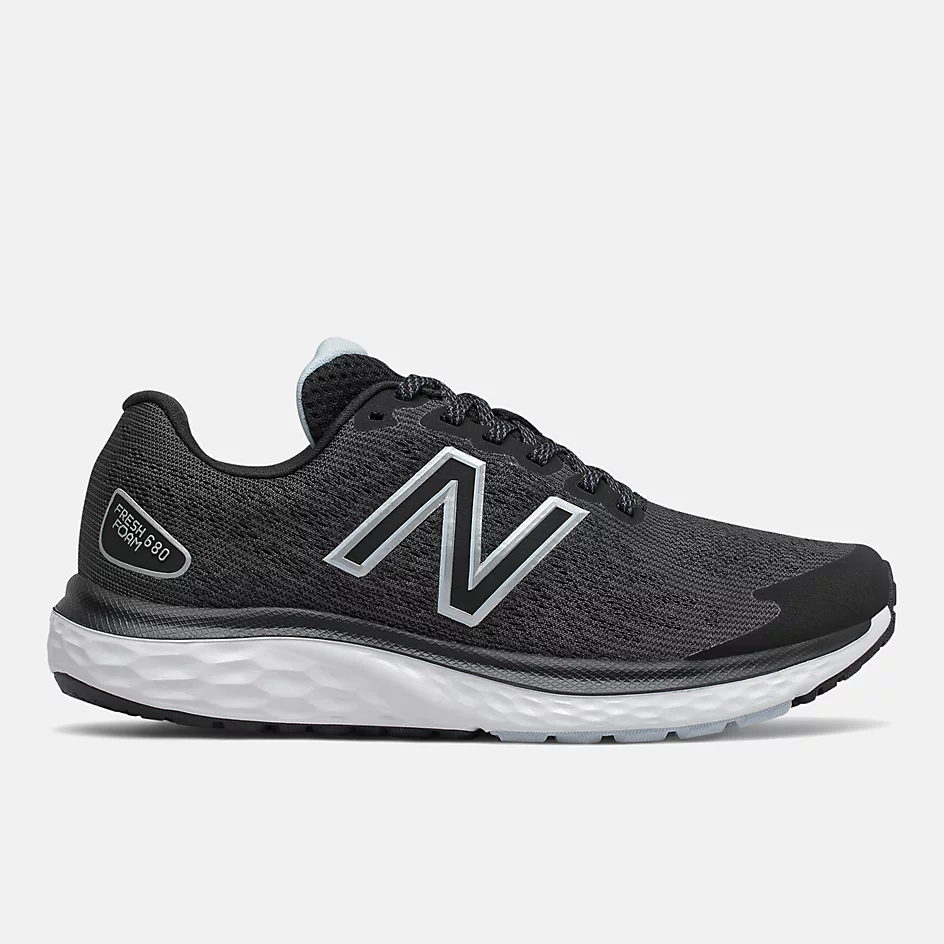 new-balance-fresh-foam-520v7-black-best-women-running-shoes