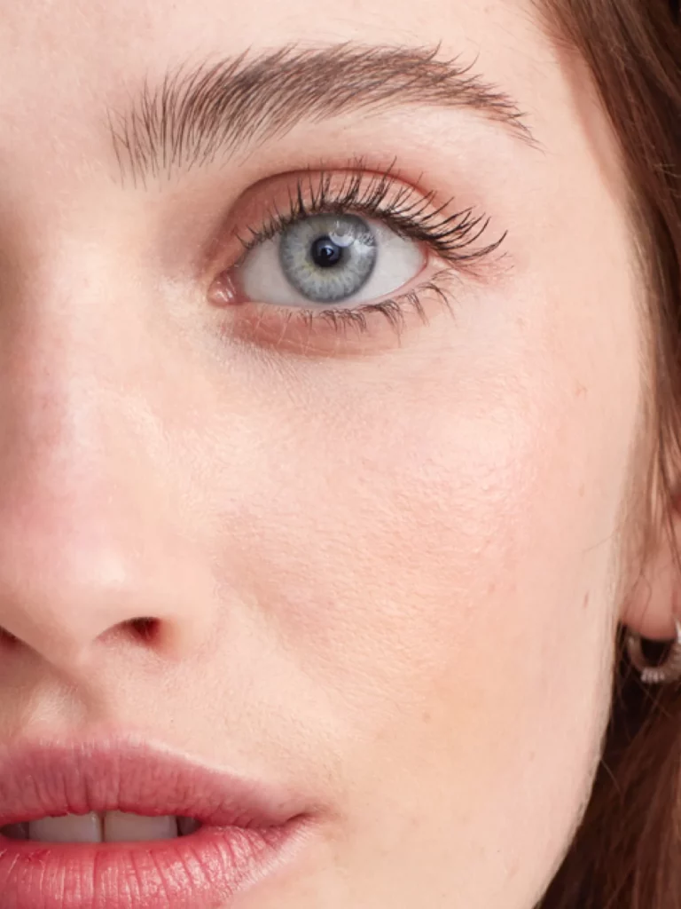 glossier-lash-slick-mascara-results-on-lashes-best-glossier-products
